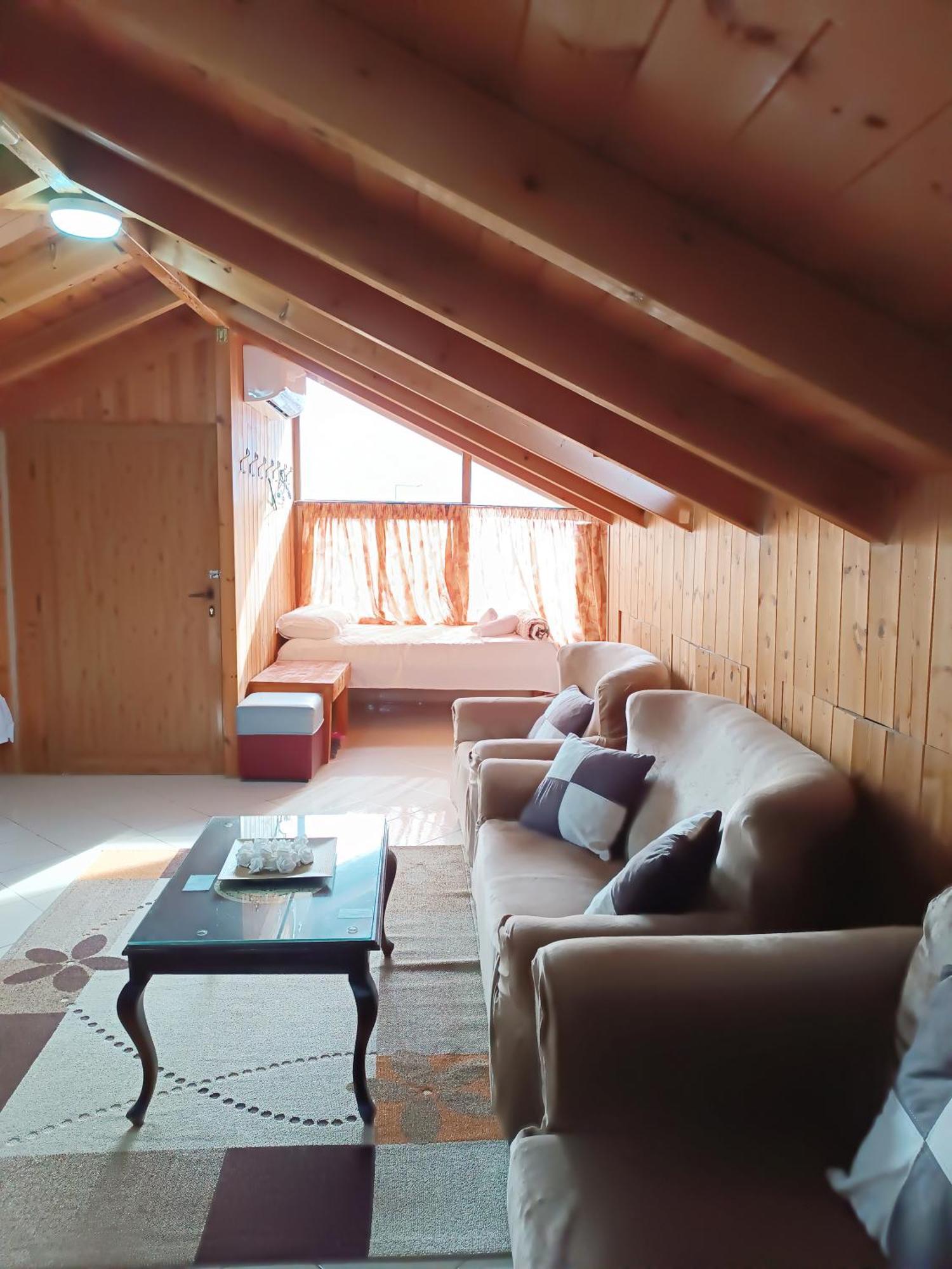 Guesthouse Eva Suite Berat Exterior photo